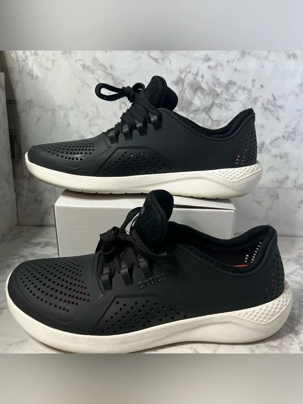 Crocs  Size W 10 LiteRide Pacer Black Rubber Mesh Lace Up Shoes Sneakers 205234
